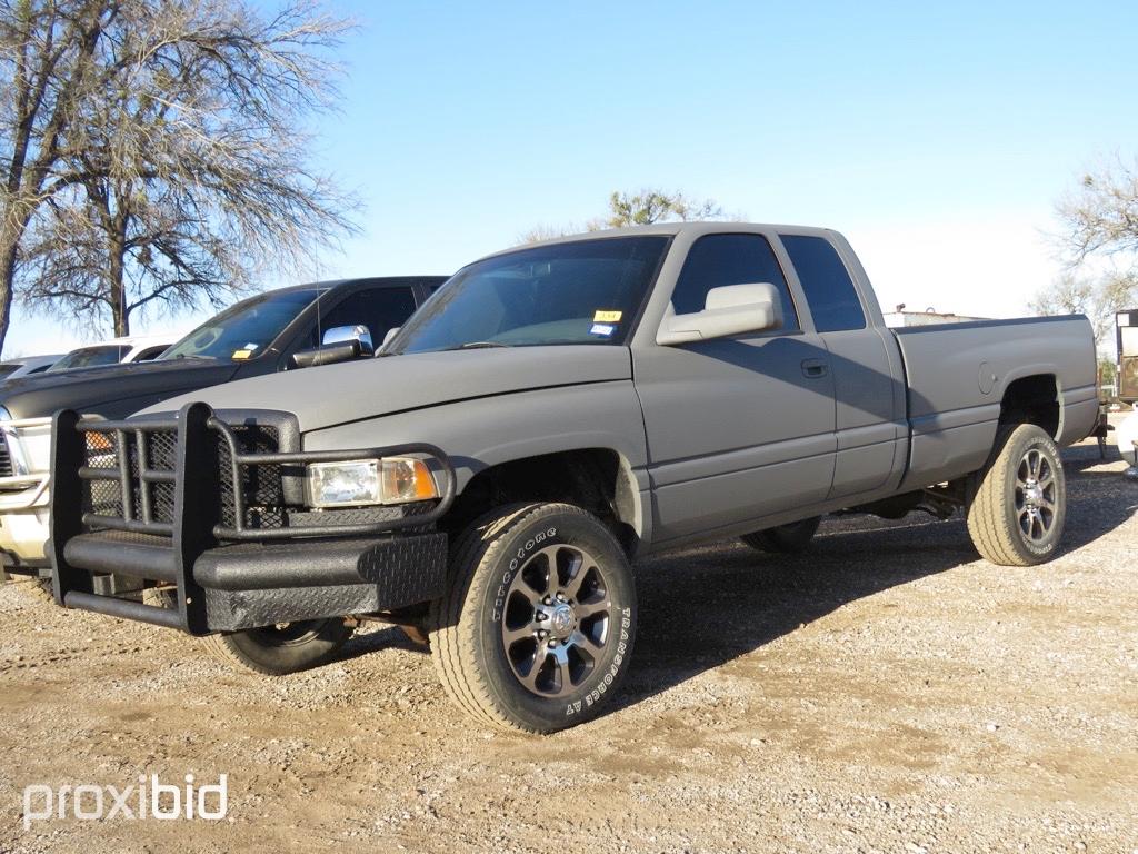 2001 DODGE 2500 4 X 4 PICKUP DIESEL (SHOWING APPX 279,818 MILES, UP TO BUYER TO DO THEIR DUE DILLIGE