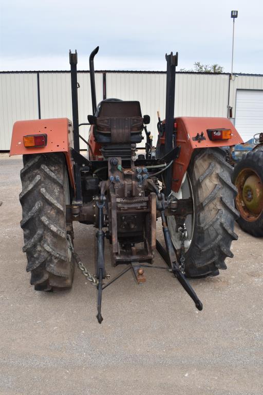 NH L65 TRACTOR (SERIAL # 001046433) (SHOWING APPX 434 HOURS, UP TO BUYER TO DO THEIR DUE DILLIGENCE