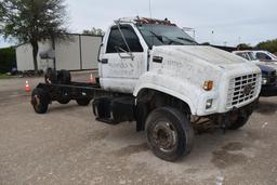 2001 CHEVROLET C6500 TRUCK FRAME (NO MOTOR OR TRANSMISSION) (VIN # 1GBJ6H1C61J501257) (TITLE ON HAND