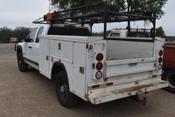 2008 CHEVROLET 2500 HD VORTEC PICKUP (VIN # 1GBHC29KX8E172842) (SHOWING APPX 213,978 MILES, UP TO BU