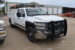 2008 CHEVROLET 2500 HD VORTEC PICKUP (VIN # 1GBHC29KX8E172842) (SHOWING APPX 213,978 MILES, UP TO BU