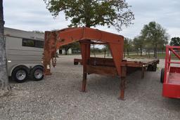 1996 32' W/ 5' DOVE GOOSENECK TANDEM DUAL TRAILER (VIN # 44CFS4026TT011125) (TITLE ON HAND AND WILL