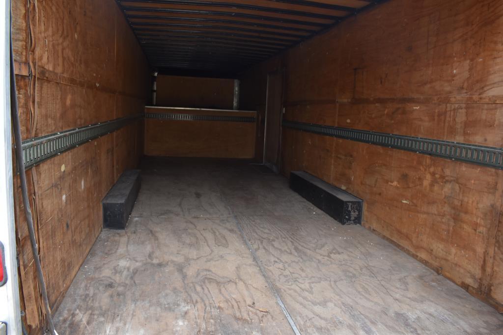 2006 UNITED EXPRESS LINE 26' GOOSENECK CARGO TRAILER, NEW TIRES (VIN # 48BGE32276A080180) (TITLE ON