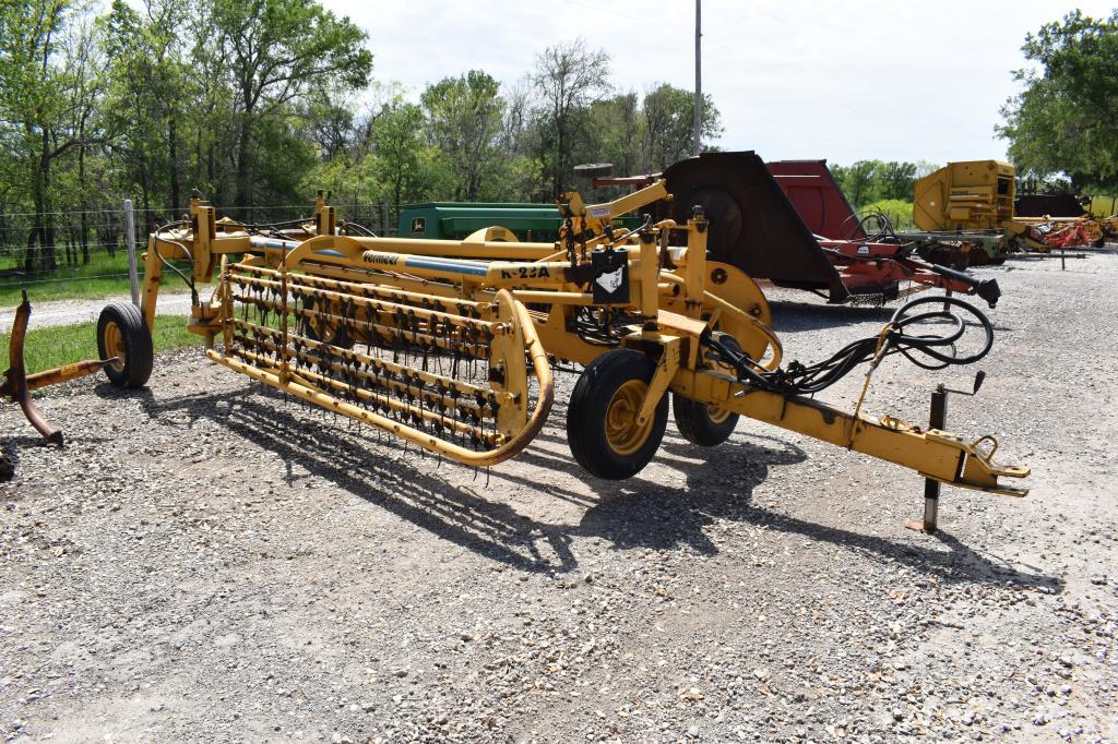 VERMEER R-23A HAY RAKE