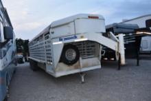 2015 GOOSENECK 6'8" X 28' CATTLE TRAILER (VIN # 16GS62832FB068813) (TITLE O