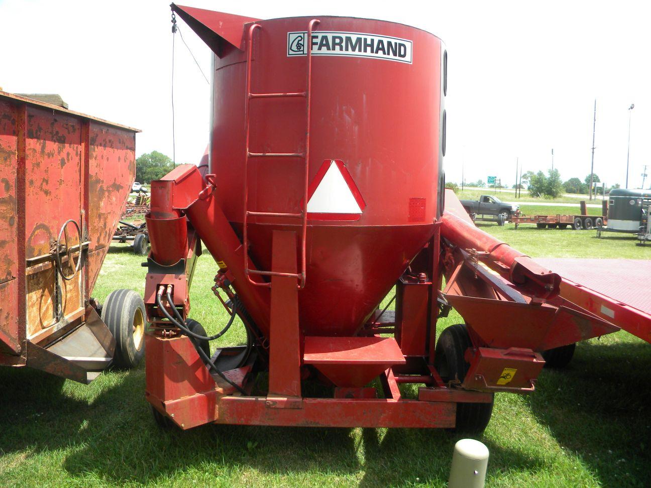 Farm Hand 822 Feed Grinder