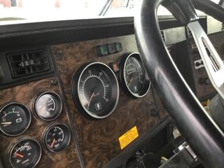 1994 Kenworth T-400 Day Cab Semi