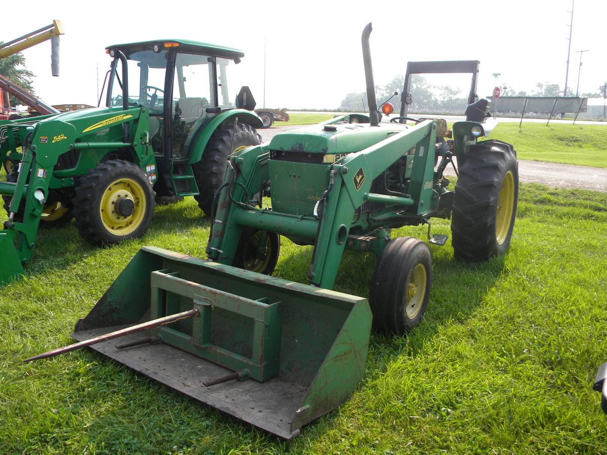 1990 JD 2355 W/146 Loader