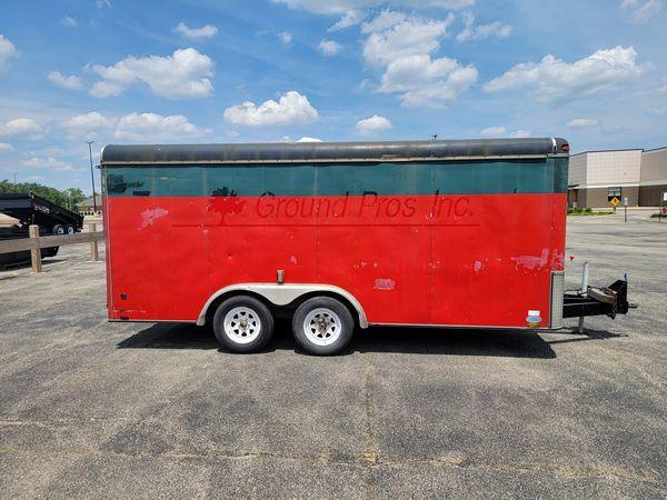 2002 United Express 7' x 16'  Enclosed Trailer