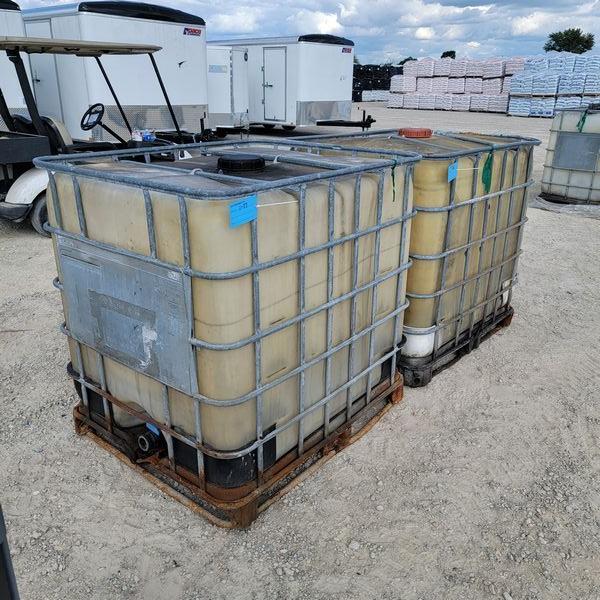 Lot 265 Gal Liquid Tank Totes