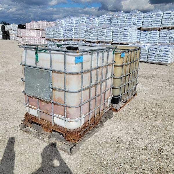 Lot 265 Gal Liquid Tank Totes