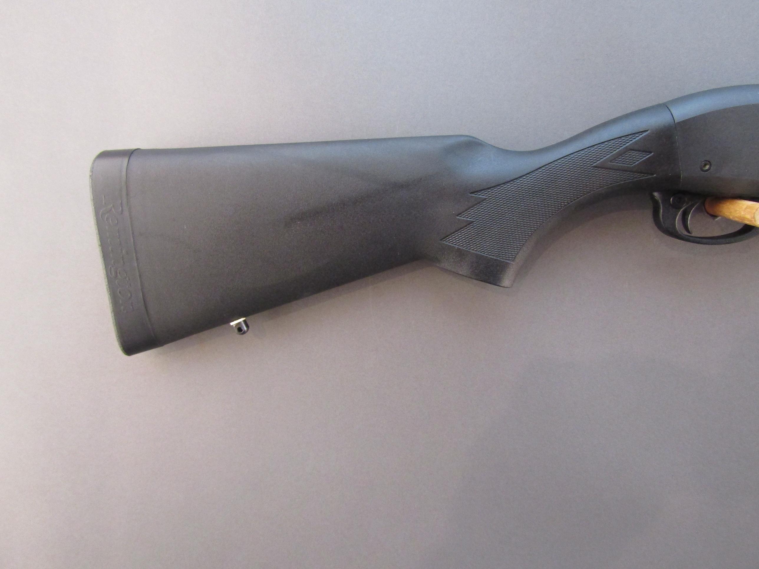 Remington, Model 870 Express Super Magnum, 12 GA Pump Acton Shotgun, S#D858011A