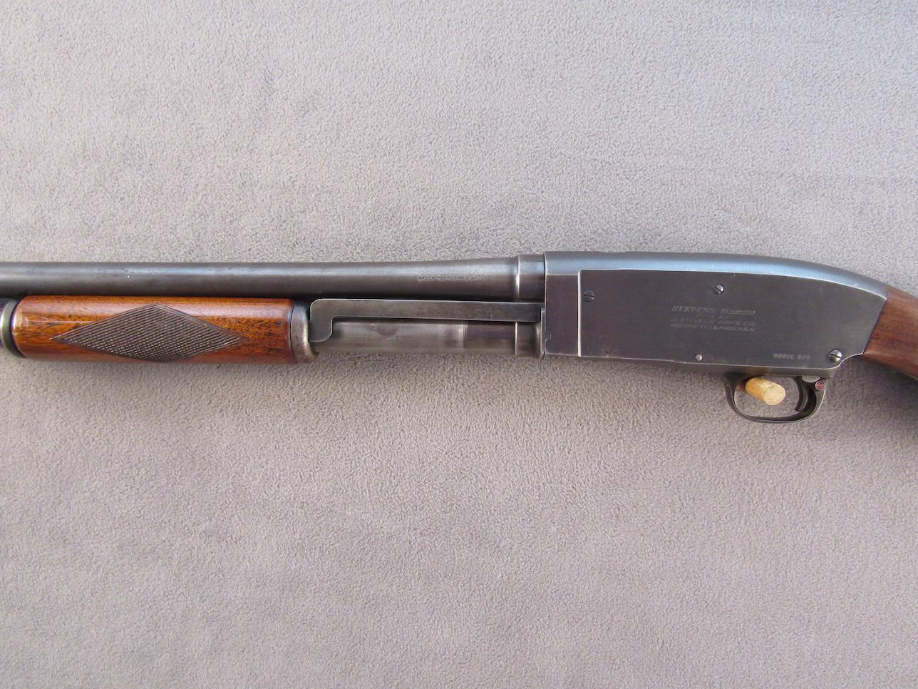 STEVENS BROWNING PATENT MODEL 620, 12GA PUMP ACTION SHOTGUN, S#U43991