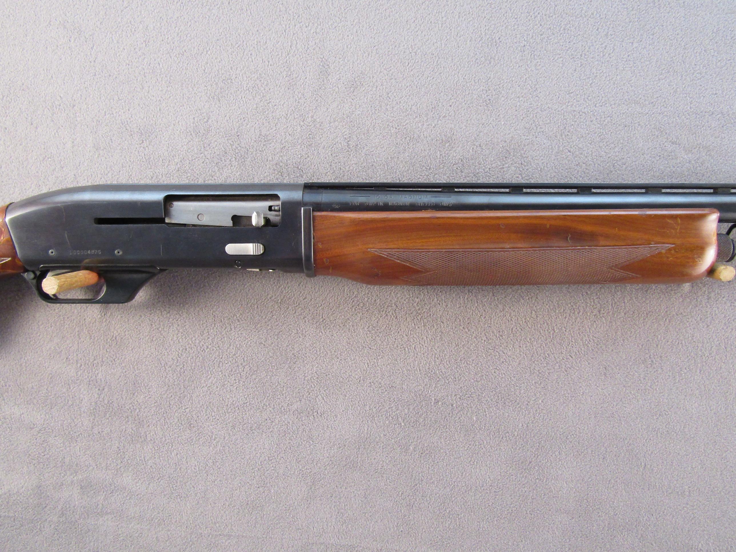 ITHACA MODEL MAG-10, 10GA SEMI AUTO SHOTGUN, S#100004875