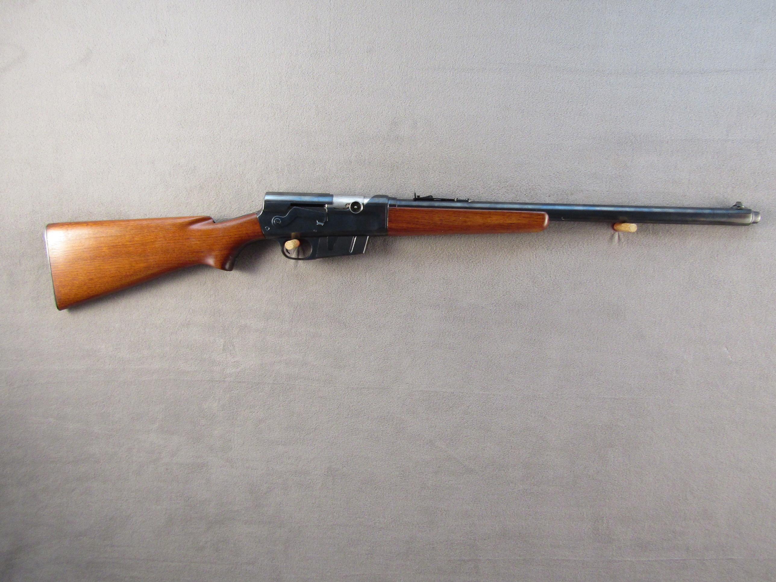 REMINGTON The Woodmaster 81, Semi-Auto Rifle, 300, S#13572
