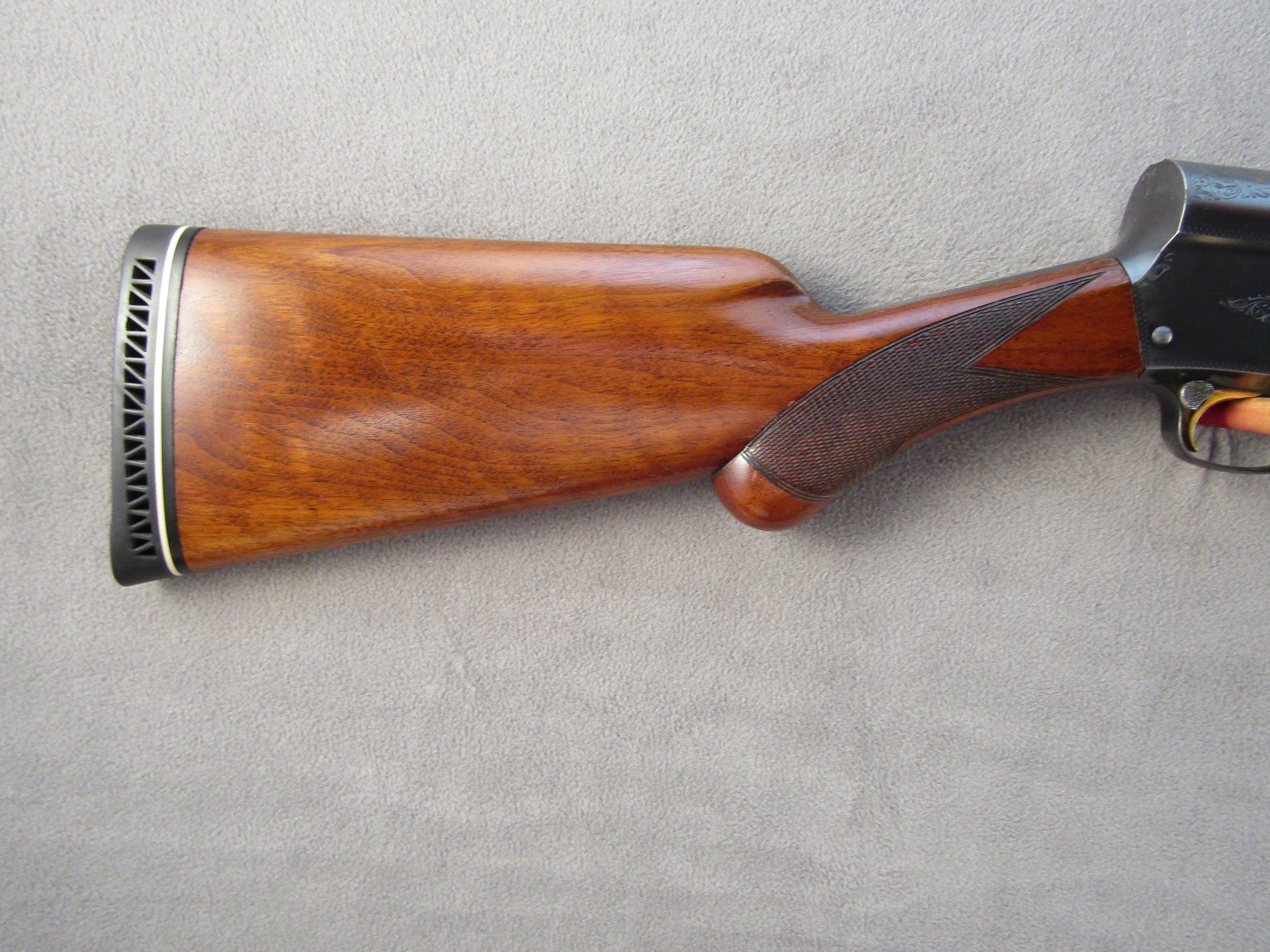 BROWNING Light Twelve, Semi-Auto Shotgun, 12g, S#L66802