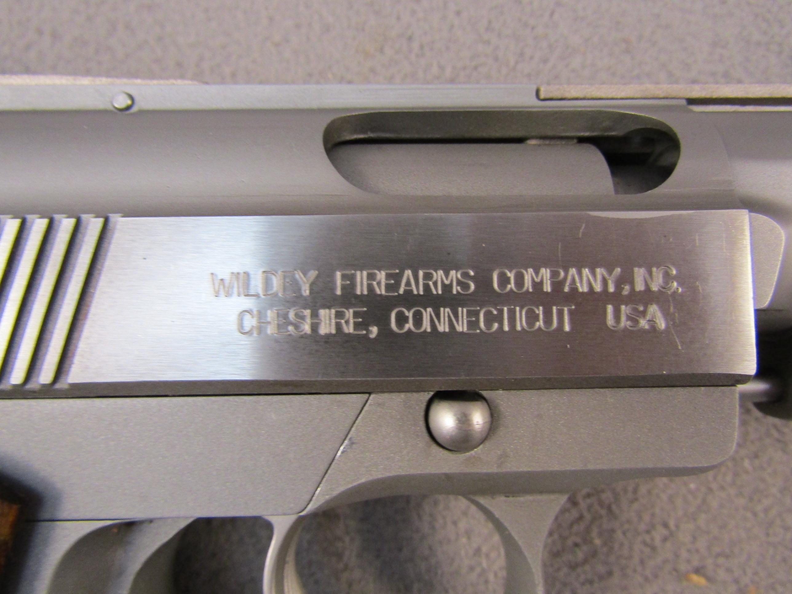 handgun: WILDEY Model 458, Semi-Auto Pistol, .45win mag, 7 shot, 8" barrel, S#45-1023