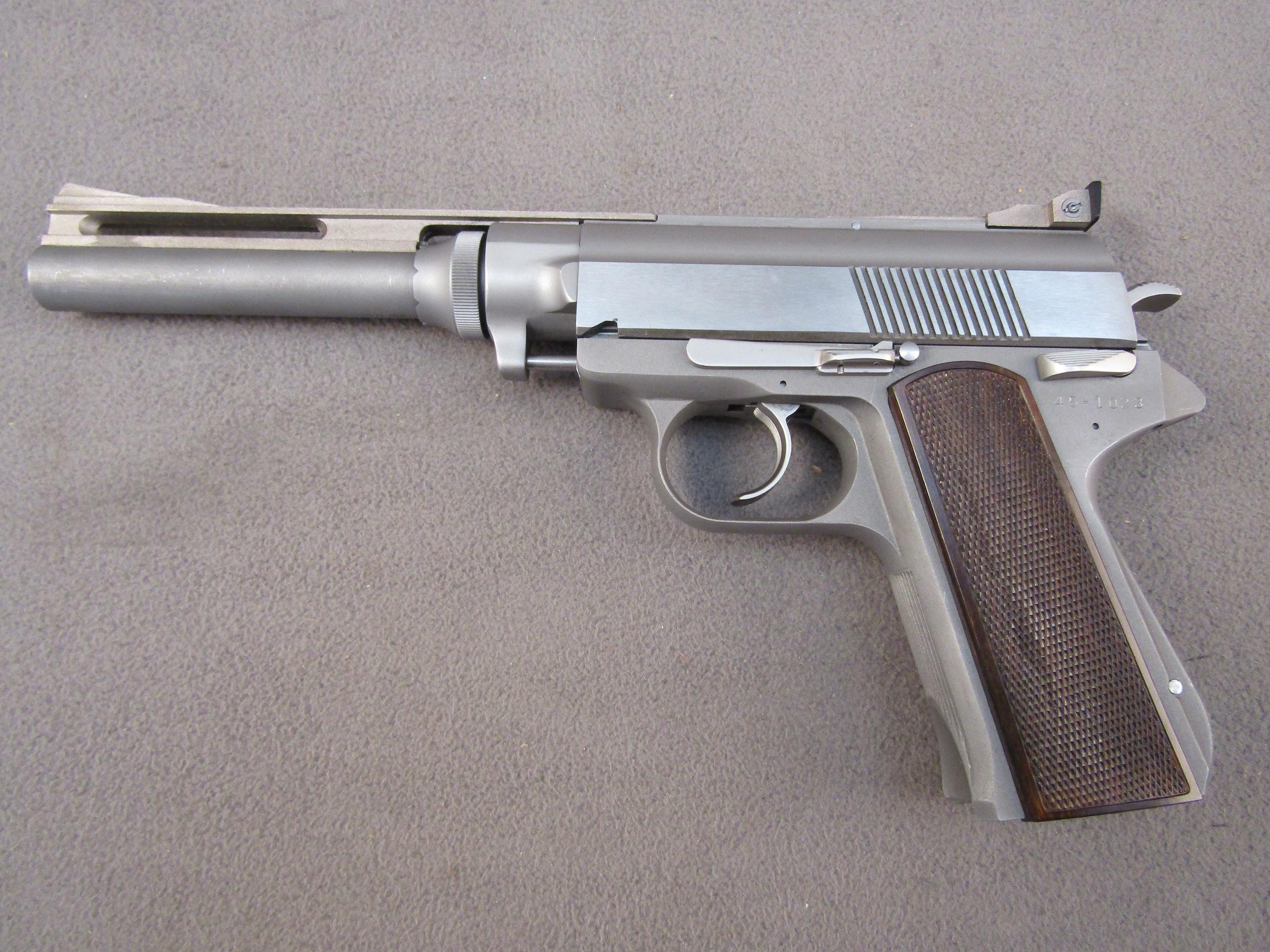 handgun: WILDEY Model 458, Semi-Auto Pistol, .45win mag, 7 shot, 8" barrel, S#45-1023