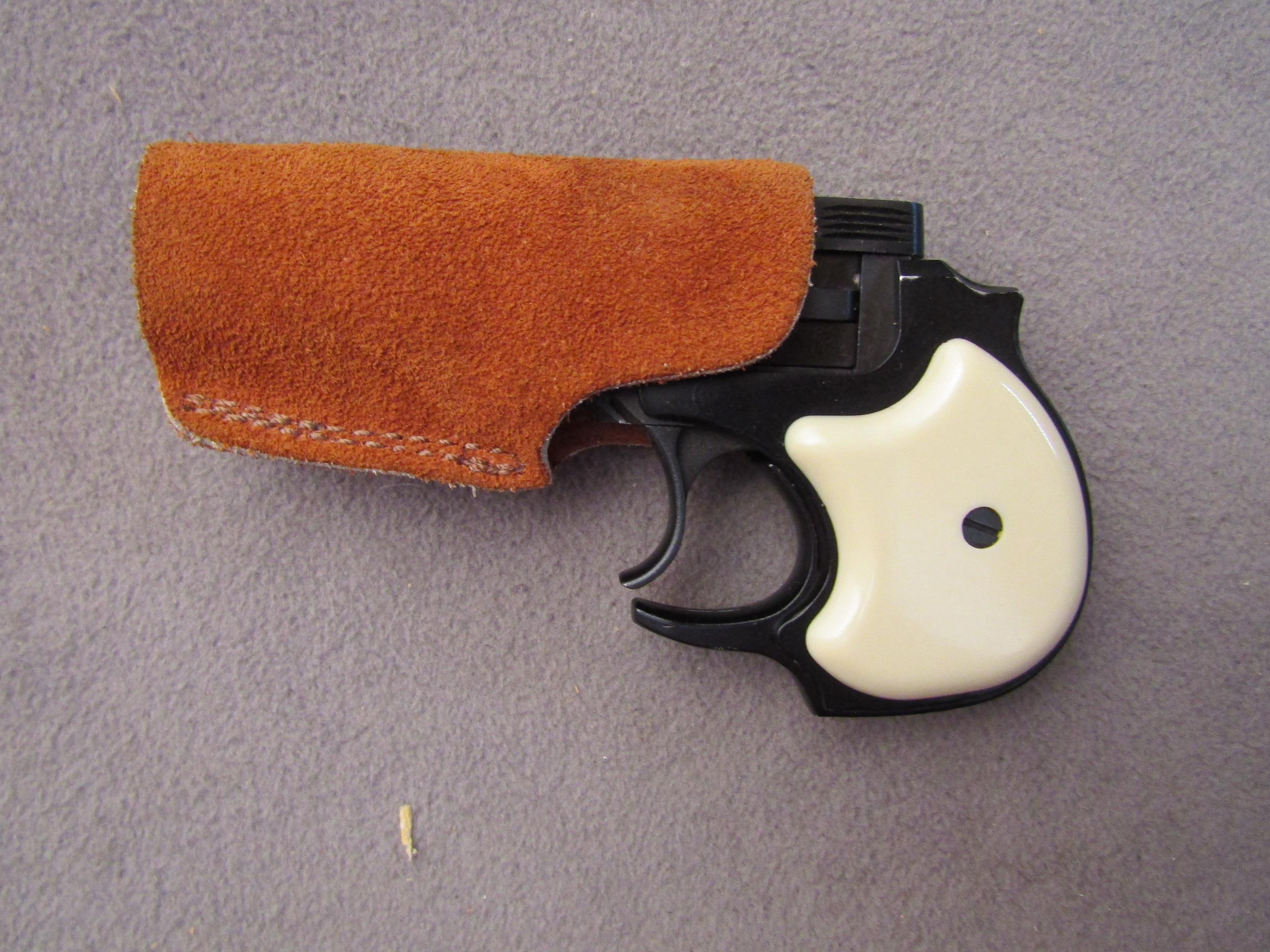 handgun: HIGH STANDARD Model Derringer, .22mag, 2 shot, 3.5" barrel, S#D89673