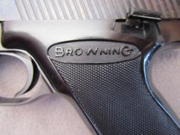 handgun: BROWNING Model Nomad, Semi-Auto Pistol, .22LR, 15 shot, 6" barrel, S#63966P6