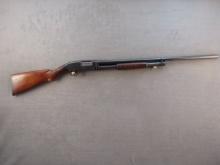 WINCHESTER Model 12, Pump-Action Shotgun, 12g, S#529561