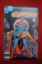 CRISIS ON INFINITE EARTHS #7 | KEY DEATH OF SUPERGIRL! | ICONIC PEREZ | VERY FAINT CREASE - TOP LEFT