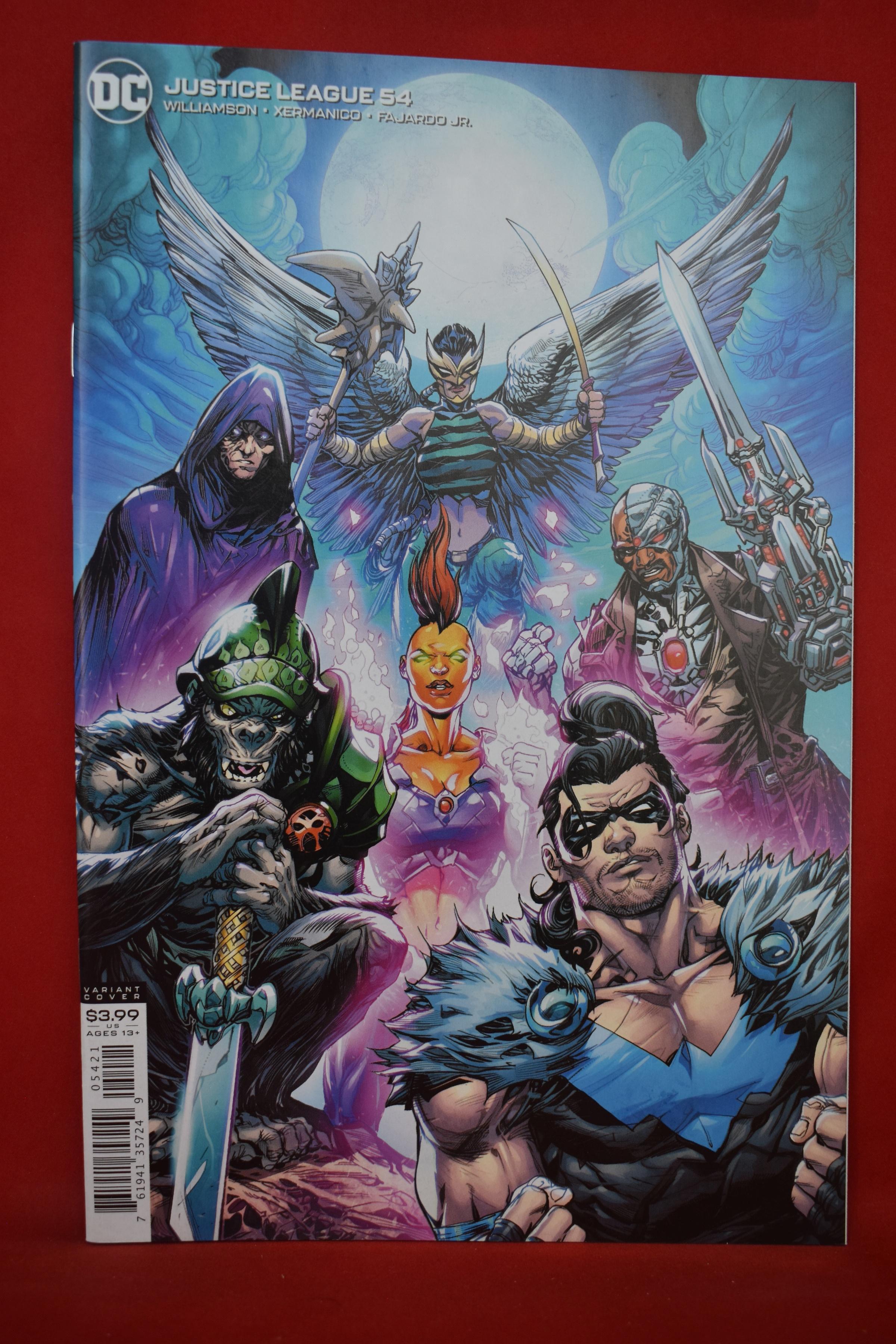 JUSTICE LEAGUE #54 | 3RD CAMEO APP OF MANHUNTER, 2ND CAMEO APP OF OMEGA KNIGHT | PORTER VARIANT