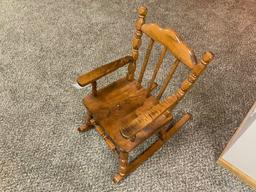 Toddler rocking chair