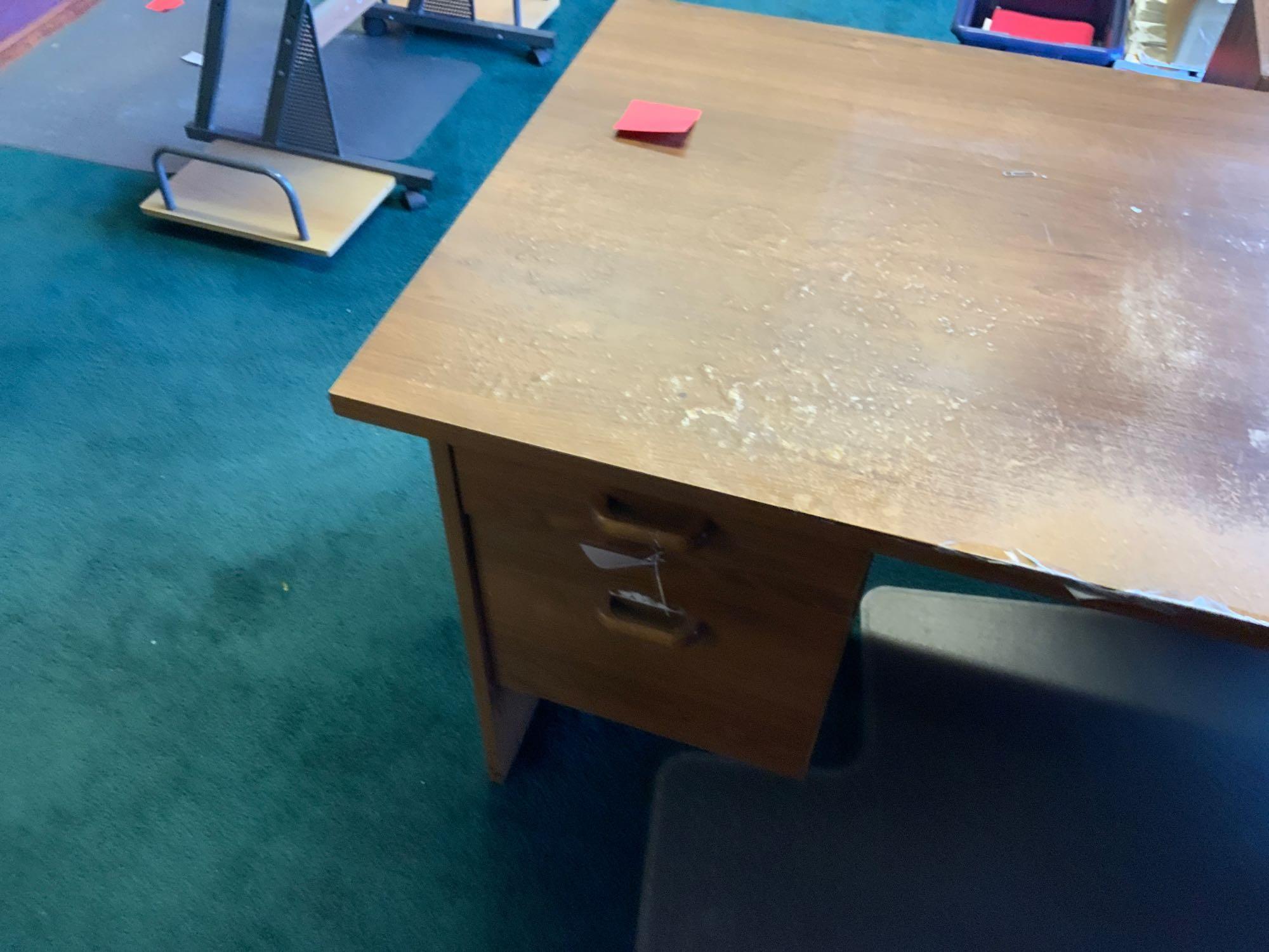 Office Desk - damage desk top Pickup will be on Monday 3/29 from 1-6 pm at 1324 S. 119th Street. All