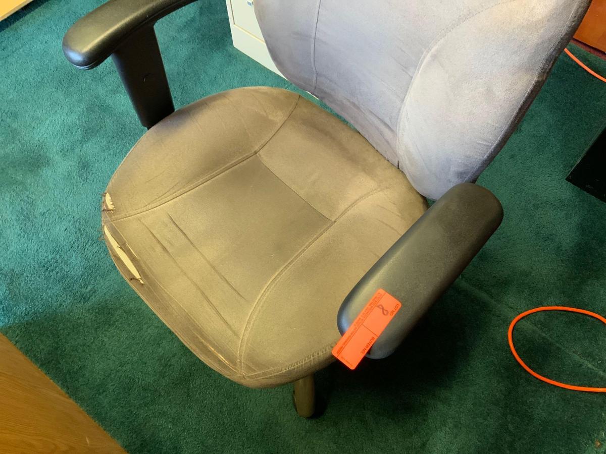 Office Chair Pickup will be on Monday 3/29 from 1-6 pm at 1324 S. 119th Street. All items sold "as