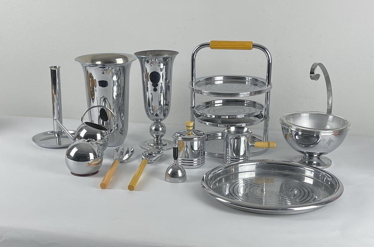 Chase Chrome And Bakelite Serving Set