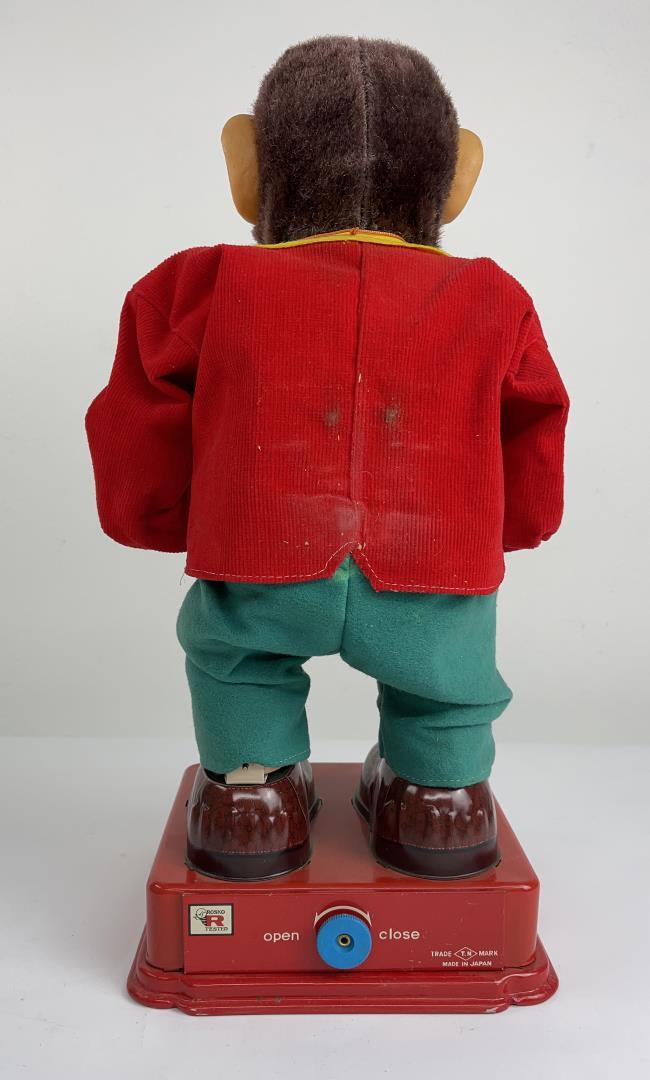 1950's Rosko Japan Hy Que Battery Operated Monkey