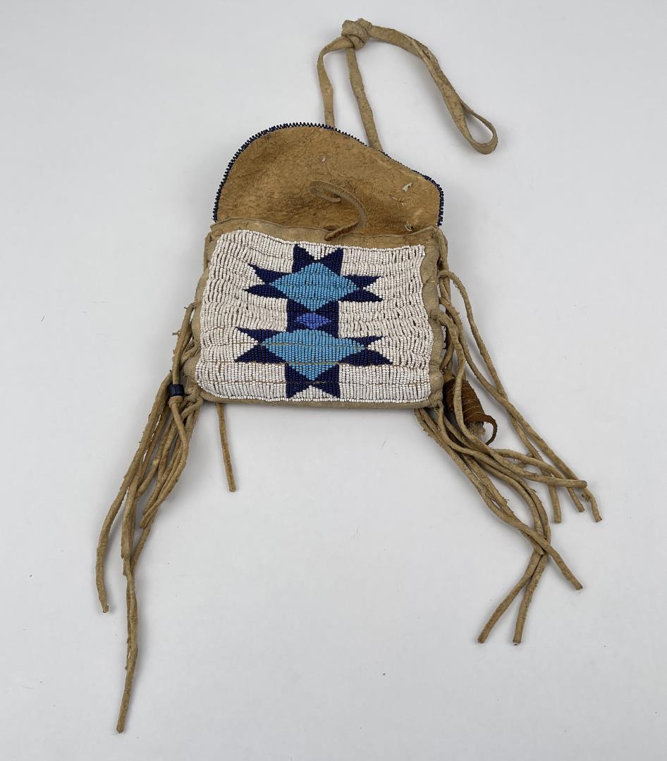 Montana Indian Beaded Medicine Pouch