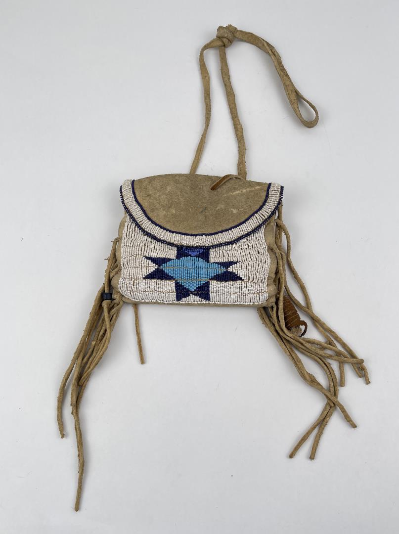 Montana Indian Beaded Medicine Pouch