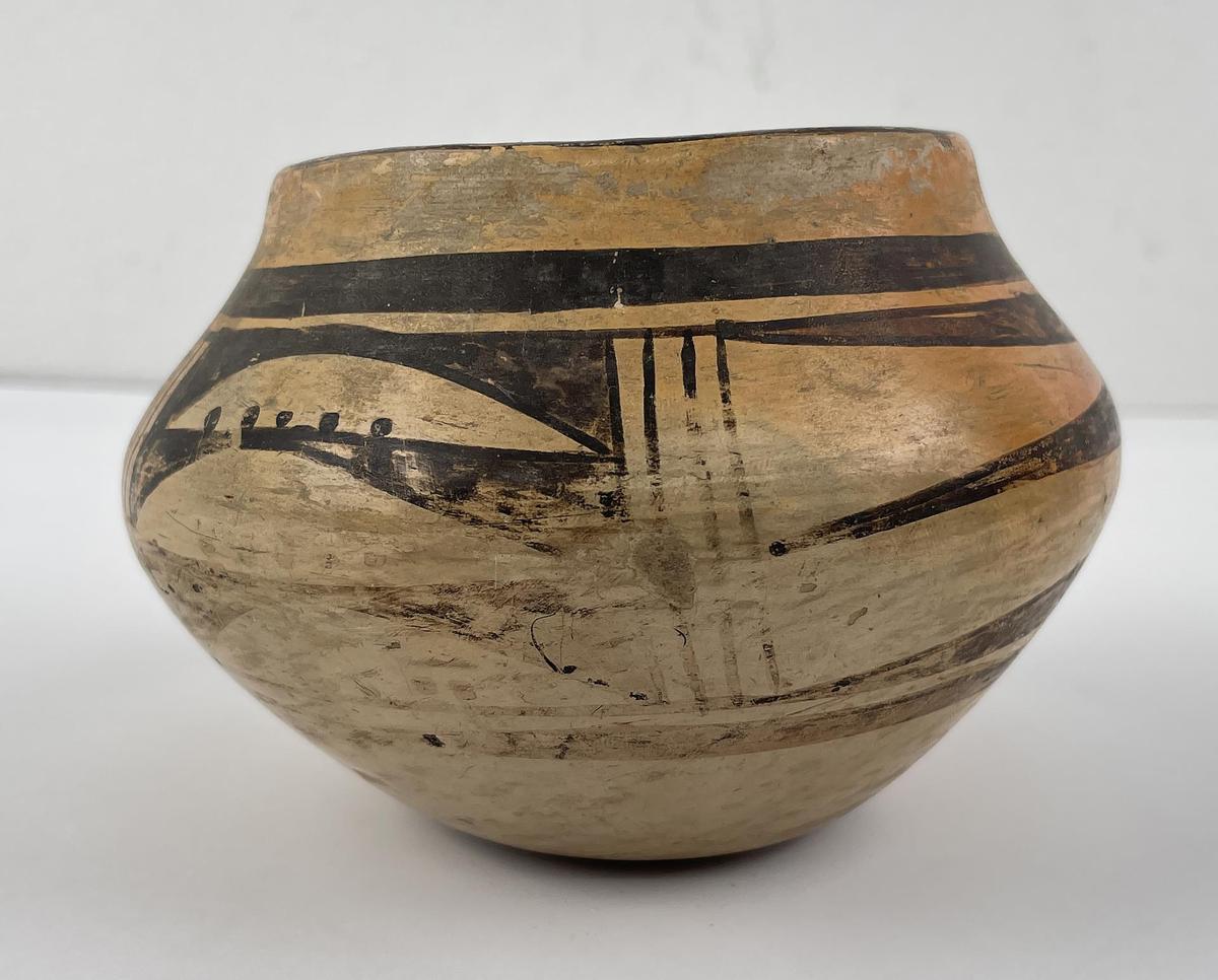 Antique Hopi Indian Pueblo Pottery Vase