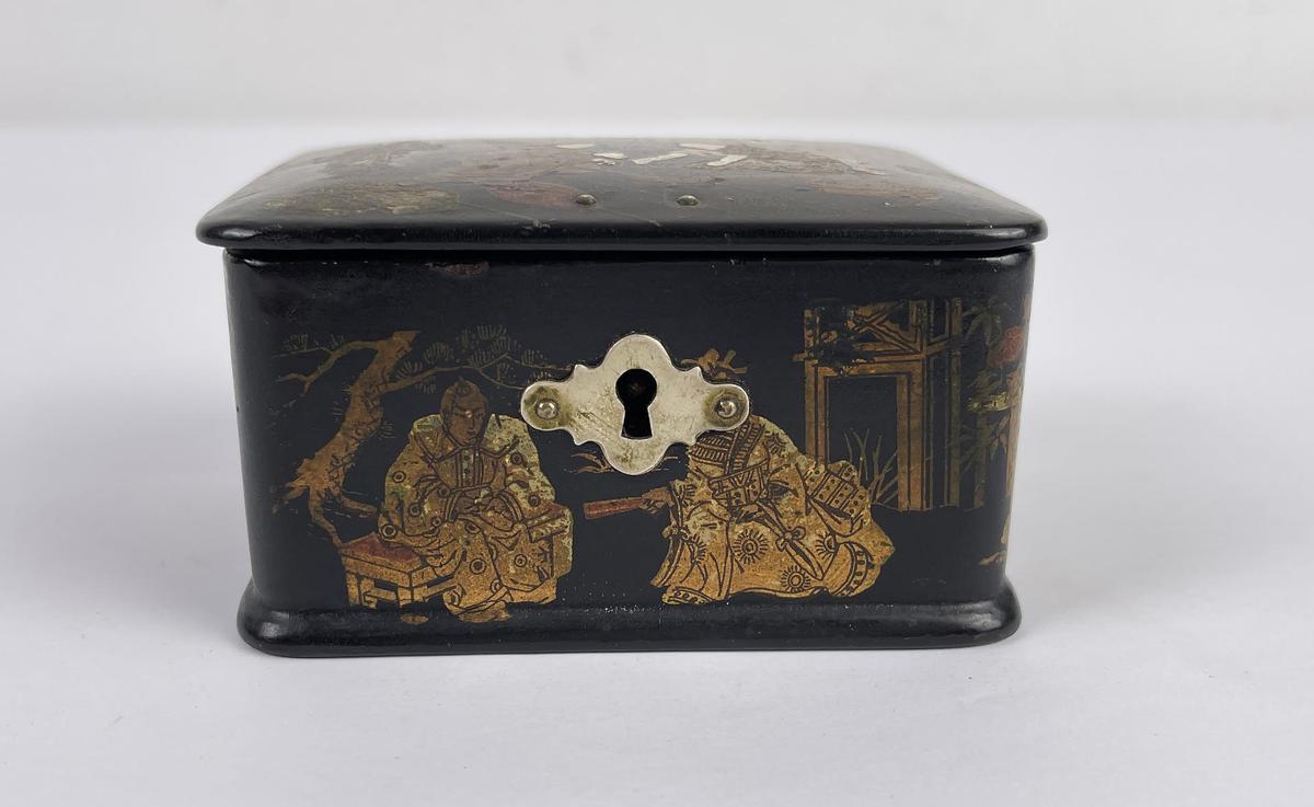 Antique Japanese Lacquer Box