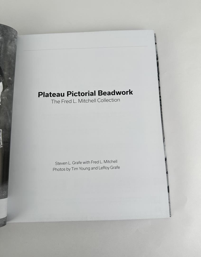 Plateau Pictorial Beadwork