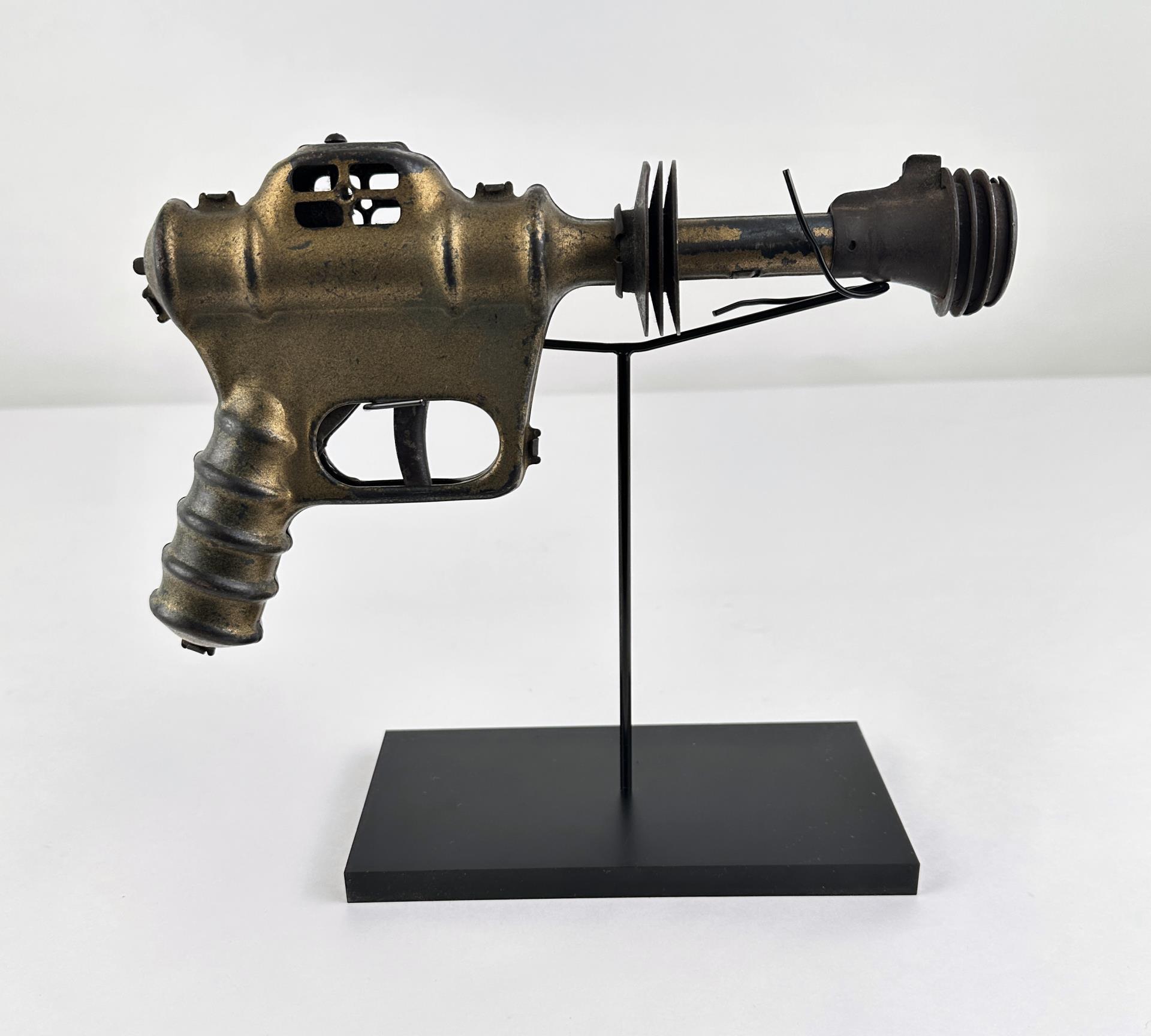 Daisy Buck Roger's Atomic Pistol Toy Ray Gun