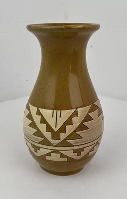 Faith Swan Sioux Indian South Dakota Pottery Vase