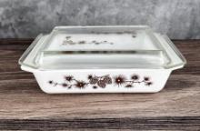 Pyrex Golden Pinecone 575-B 2 QT Casserole