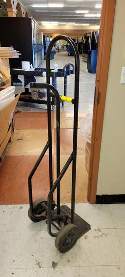 HAND TRUCK