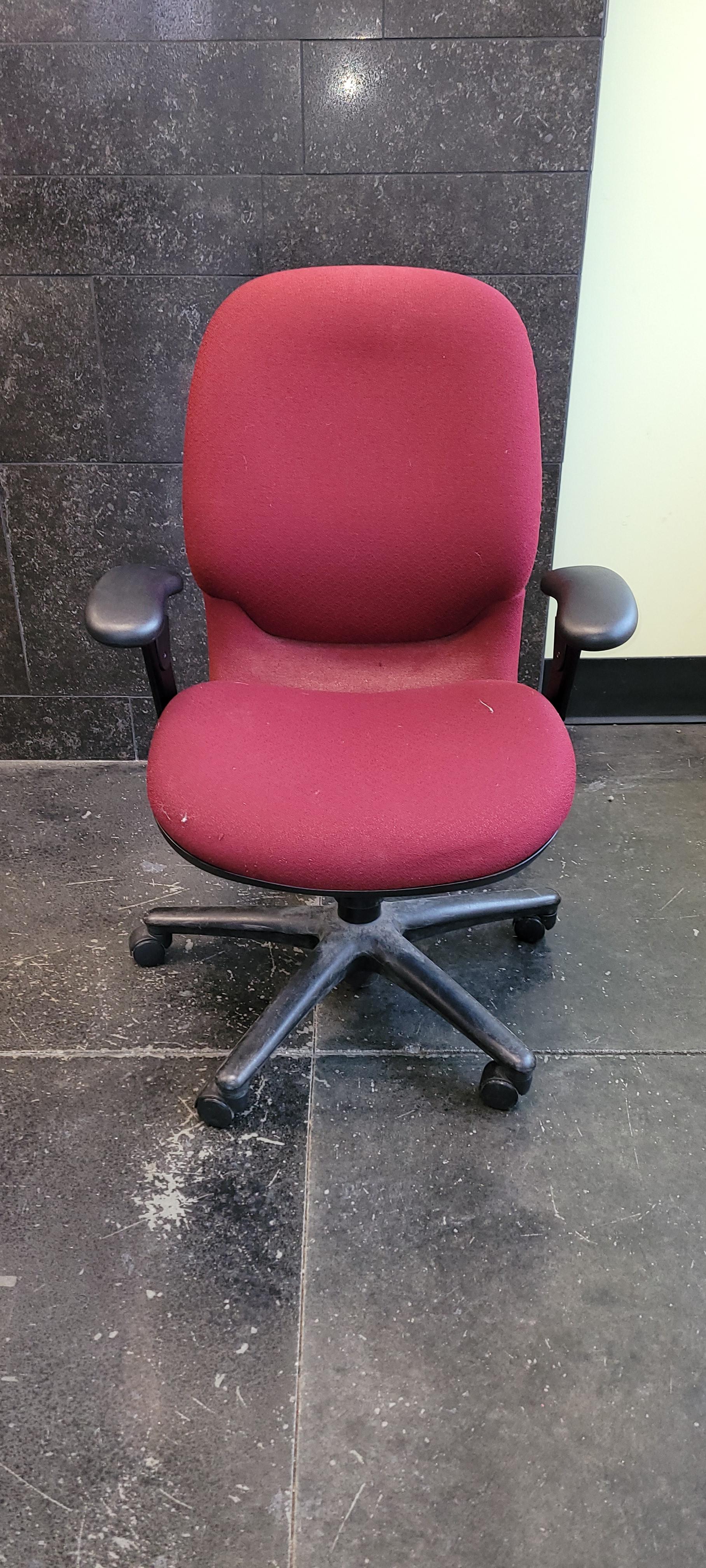 OFFICE CHAIR SWIVEL