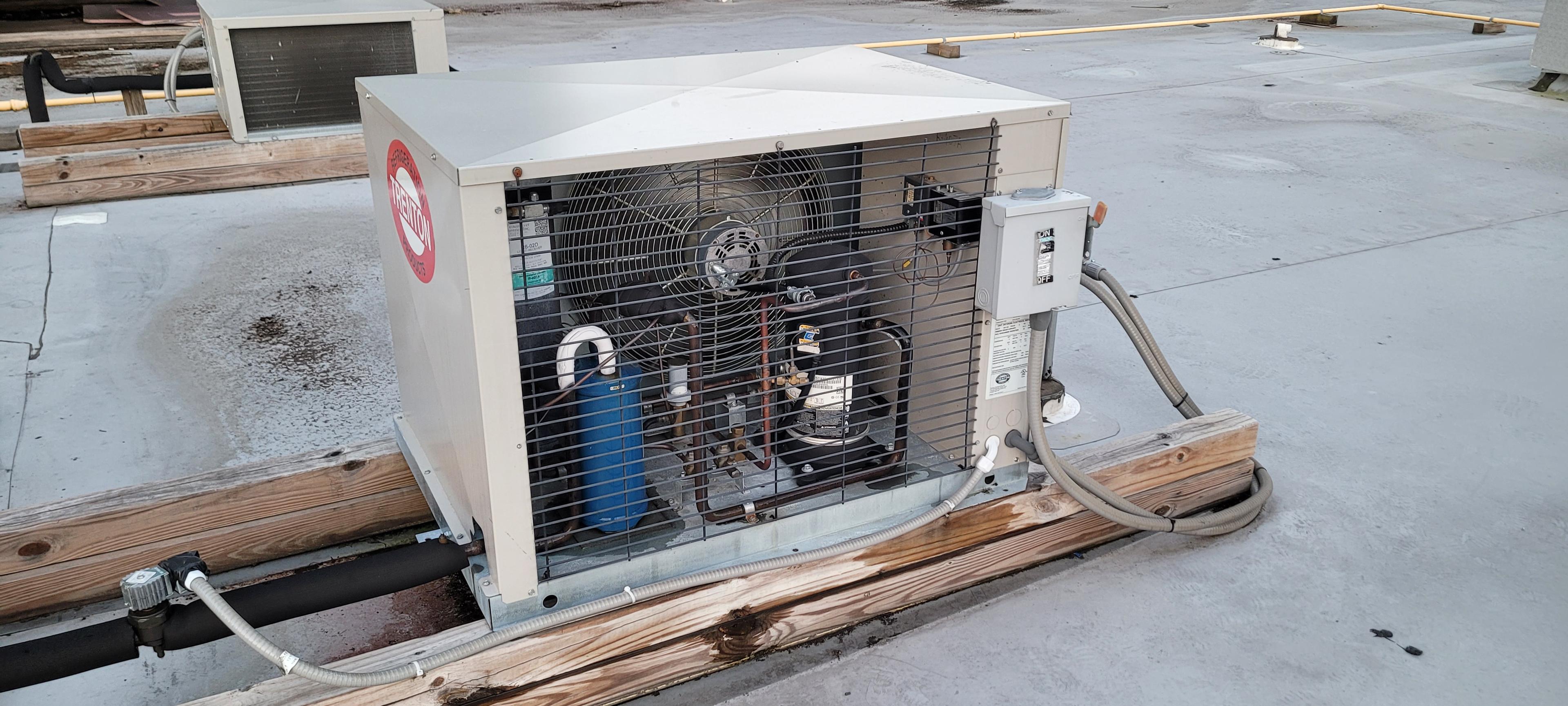 REMOTE CONDENSING UNIT