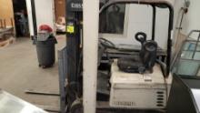 FORKLIFT BATTERY OPERATED NEEDS REPAIR