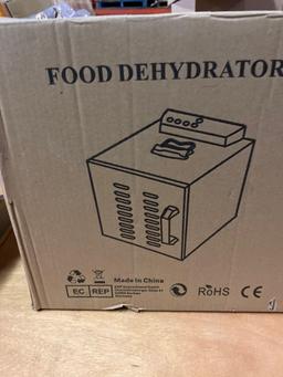 Food dehydrator