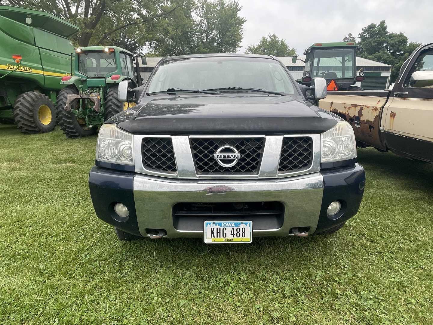 Nissan V8 Titan