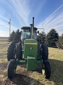 John Deere 4440