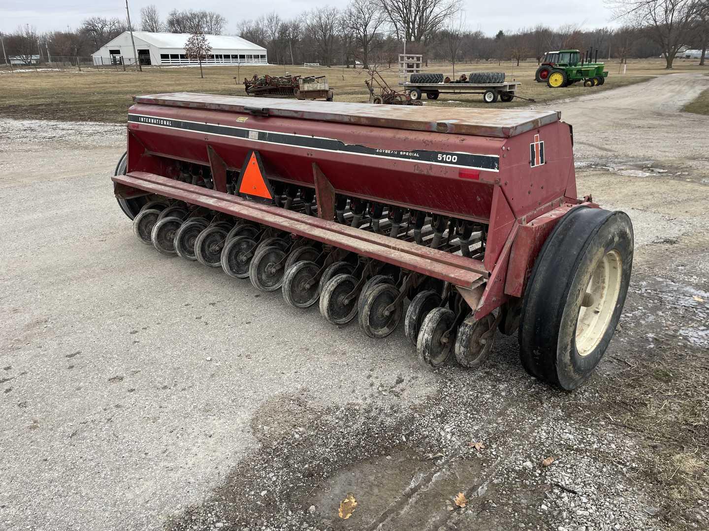 IH 5100 Soybean Special Grain Drill