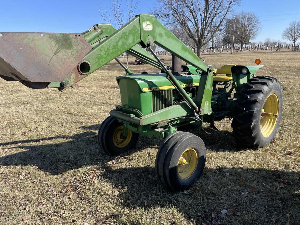 John Deere 2630 Tractor & Loader