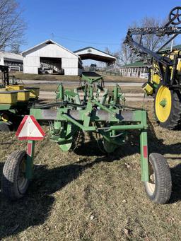 John Deere 700 Rake